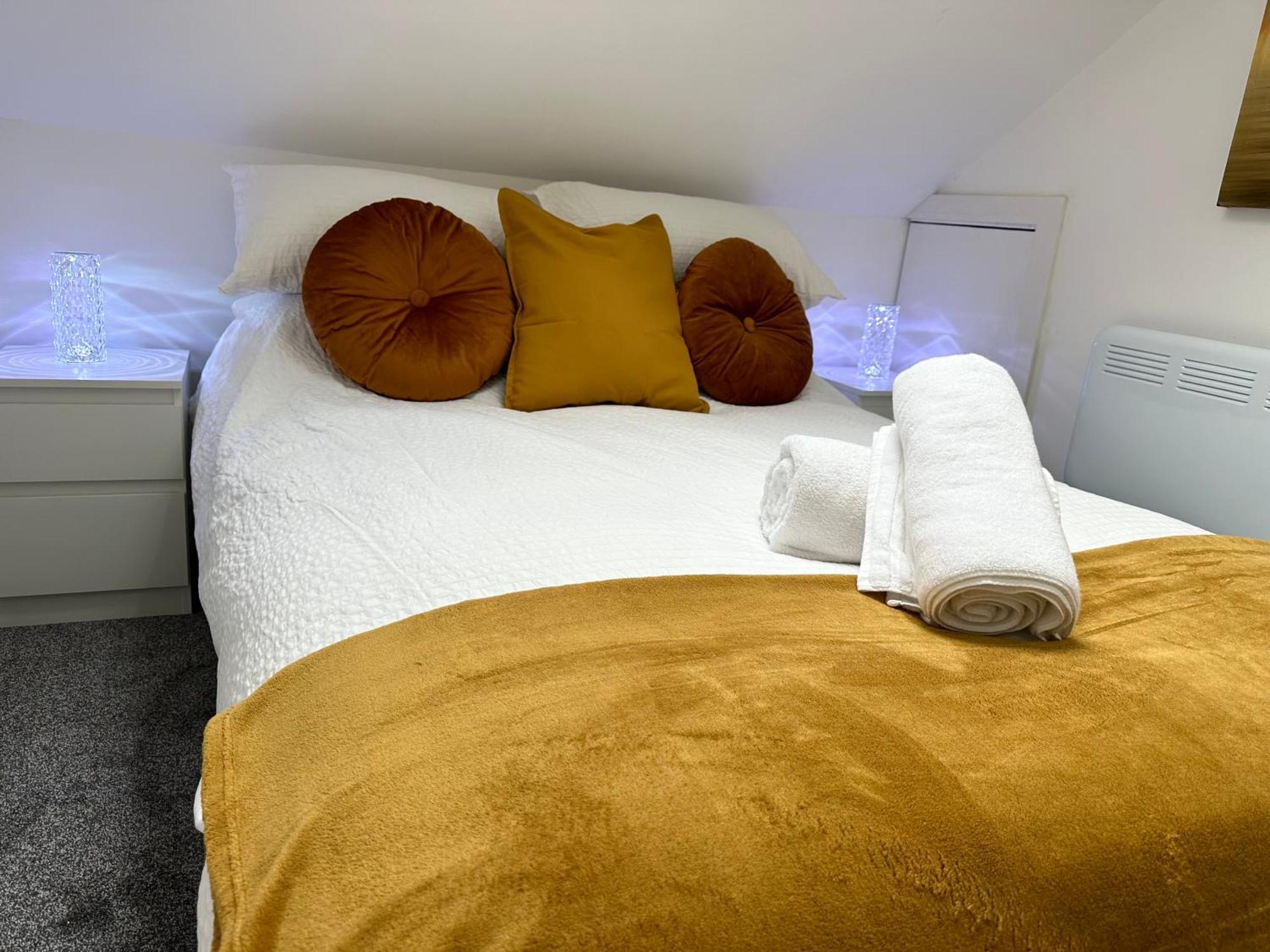 Vibrant Apartments Close To City Centre Cardiff Luaran gambar