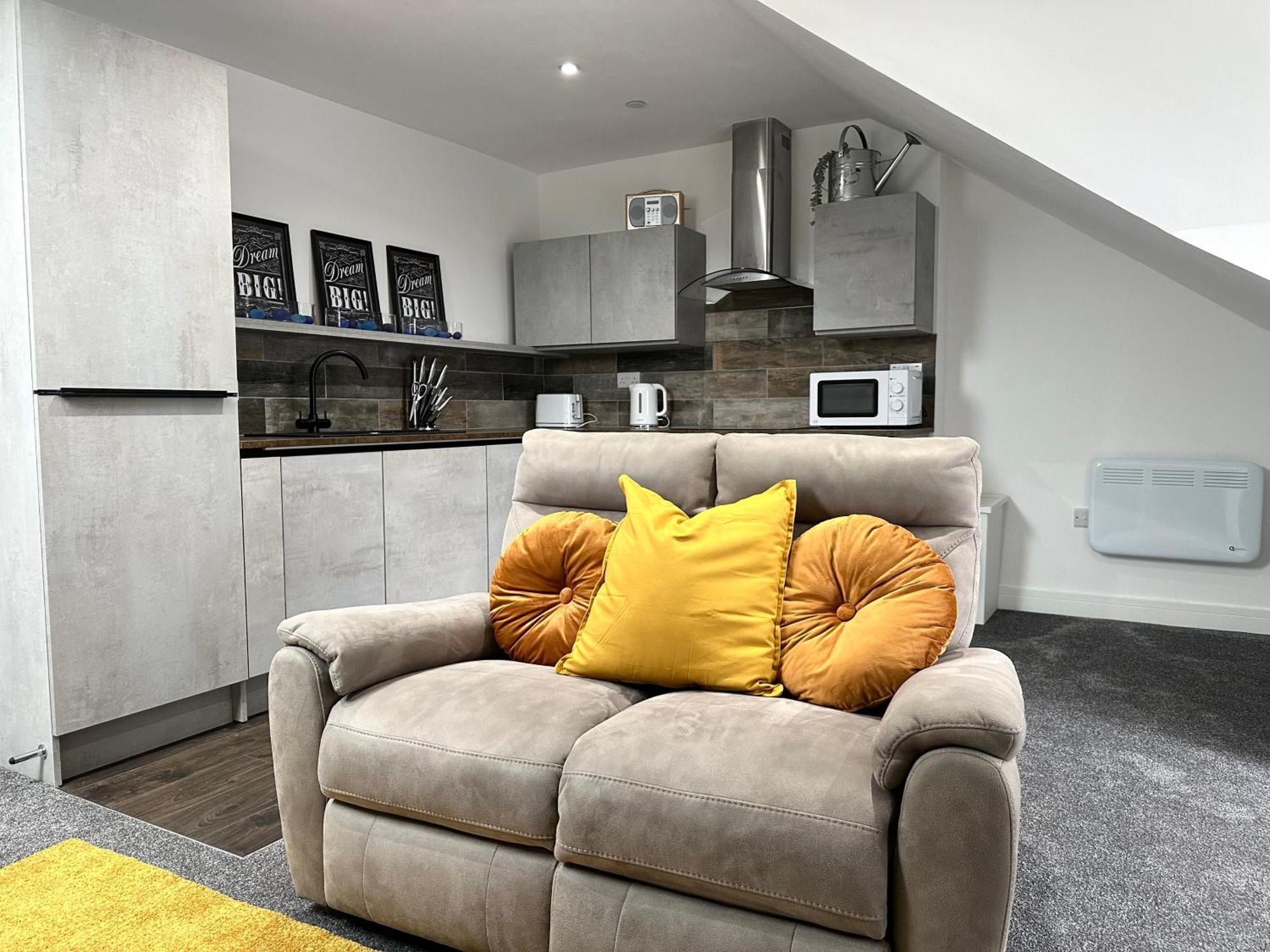Vibrant Apartments Close To City Centre Cardiff Luaran gambar